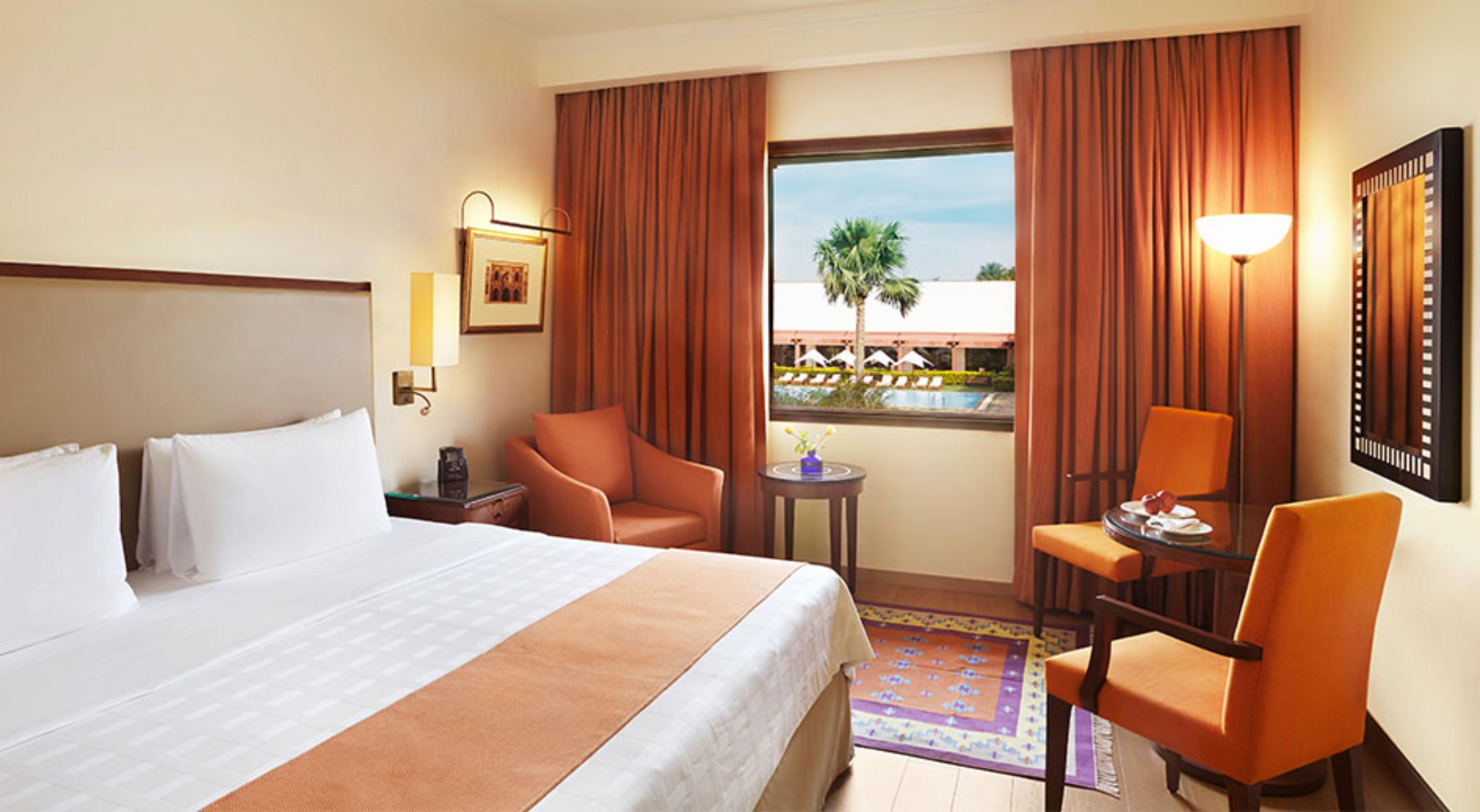 Trident Agra Hotell Agra  Exteriör bild A room at the Taj Bengal