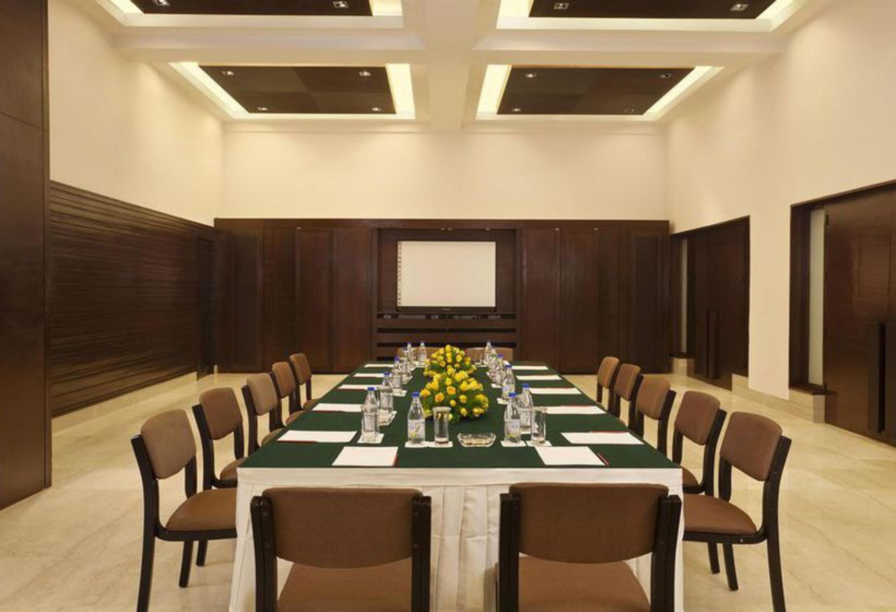 Trident Agra Hotell Agra  Exteriör bild Meeting room