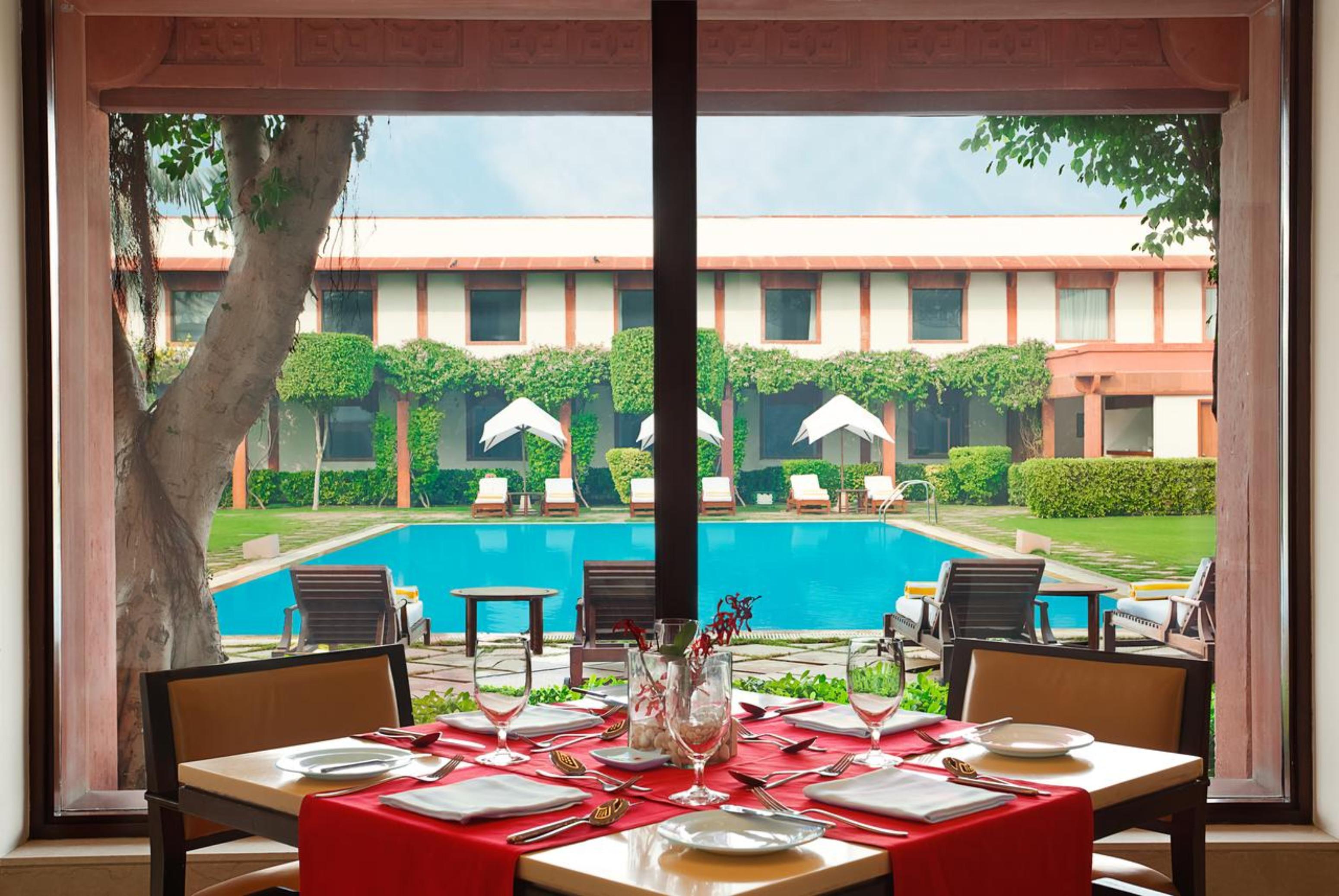 Trident Agra Hotell Agra  Exteriör bild The Imperial Hotel