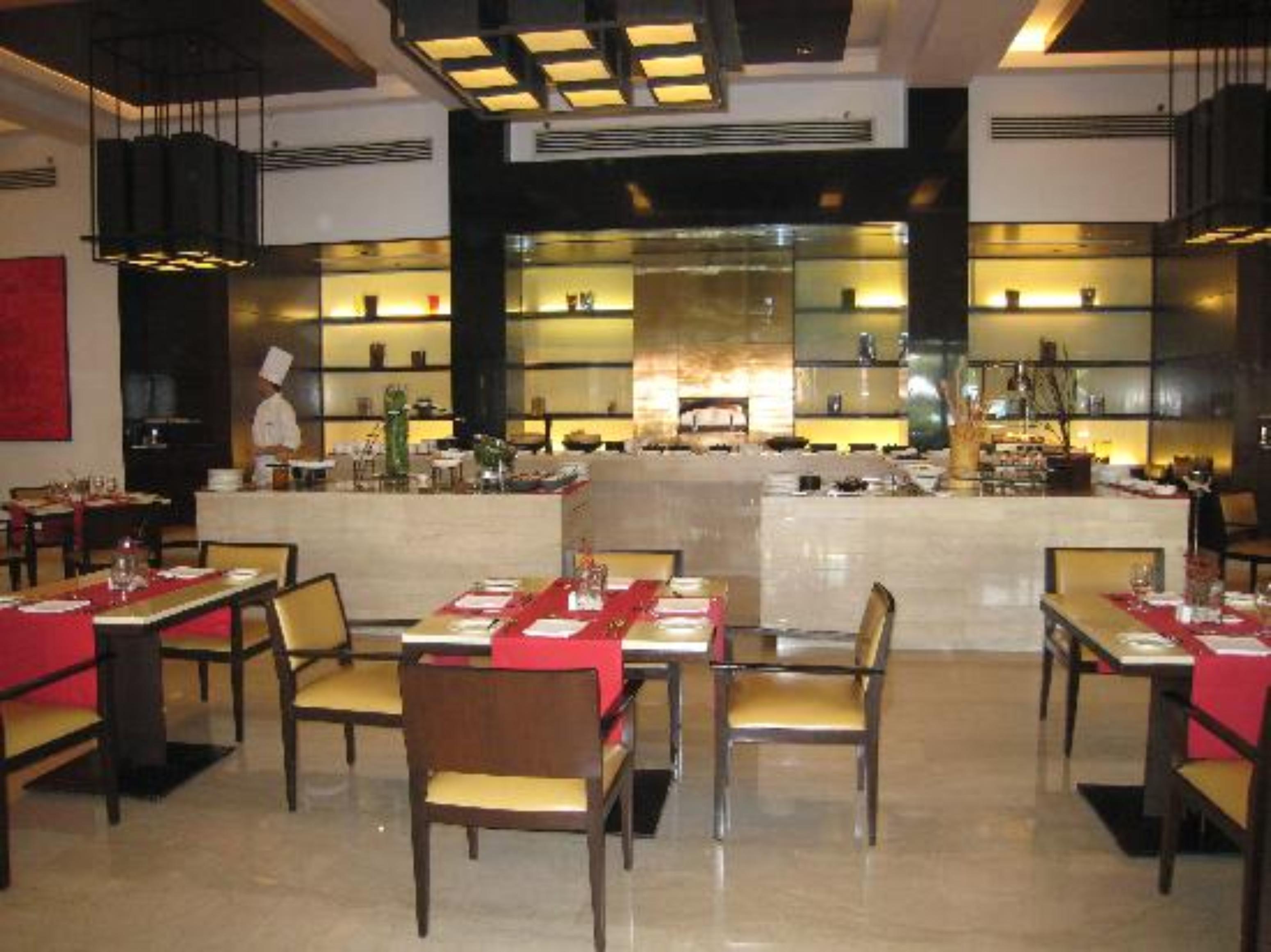 Trident Agra Hotell Agra  Exteriör bild The restaurant
