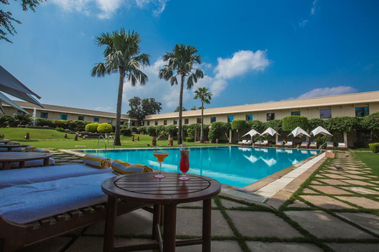 Trident Agra Hotell Agra  Exteriör bild The Leela Palace, New Delhi